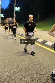 Runner Photo 4300888