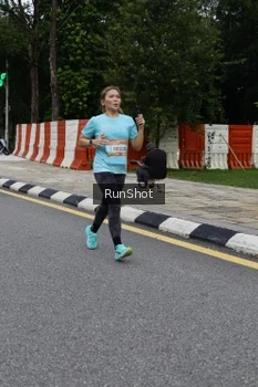 Runner Photo 4300890