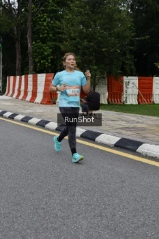 Runner Photo 4300891