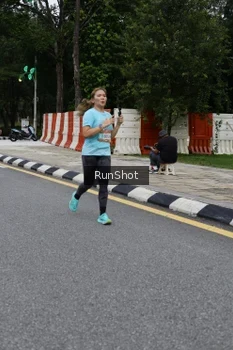 Runner Photo 4300896