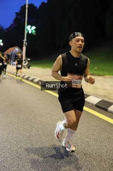Runner Photo 4300898