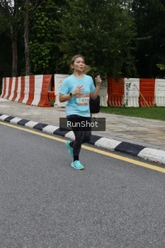 Runner Photo 4300900