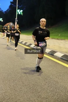 Runner Photo 4300901