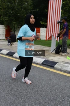 Runner Photo 4300909