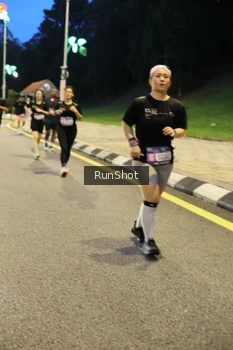 Runner Photo 4300911