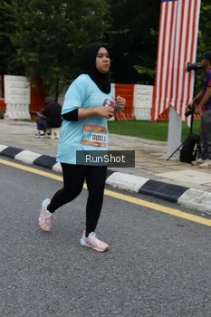 Runner Photo 4300913