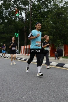 Runner Photo 4300922