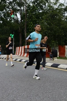 Runner Photo 4300926