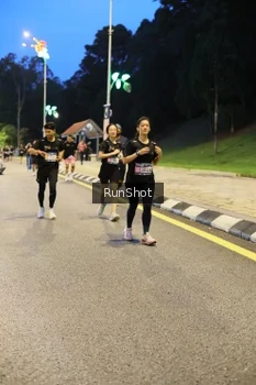 Runner Photo 4300928