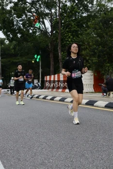 Runner Photo 4300935