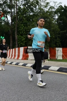 Runner Photo 4300936