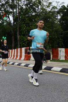 Runner Photo 4300937