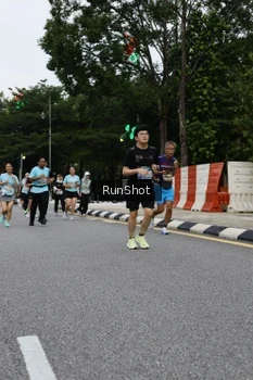 Runner Photo 4300940