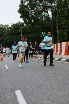 Runner Photo 4300961