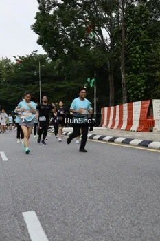 Runner Photo 4300966