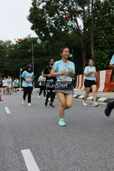 Runner Photo 4300971