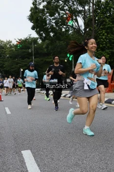 Runner Photo 4300973