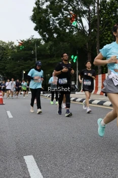 Runner Photo 4300977