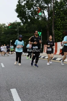 Runner Photo 4300979