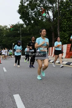 Runner Photo 4300982