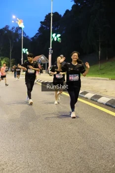 Runner Photo 4300984