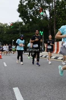 Runner Photo 4300987