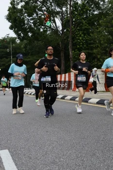 Runner Photo 4300989