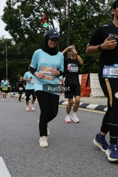 Runner Photo 4300999