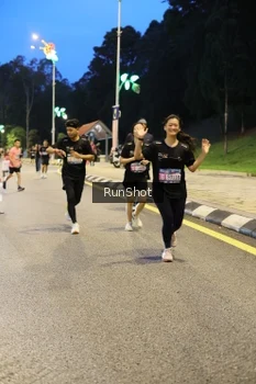 Runner Photo 4301002