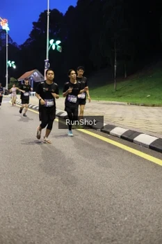 Runner Photo 4301008