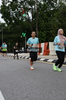 Runner Photo 4301014