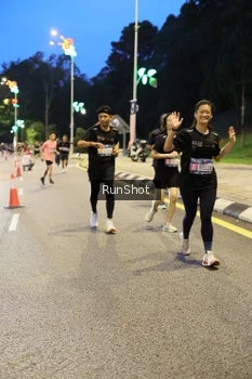 Runner Photo 4301026