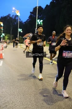 Runner Photo 4301083