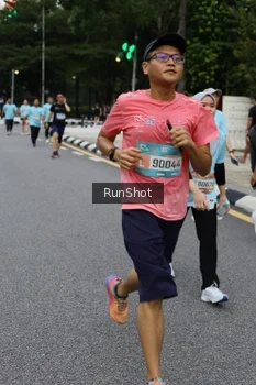 Runner Photo 4301187