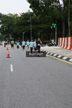 Runner Photo 4301193