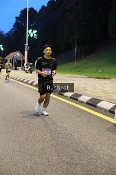 Runner Photo 4301279