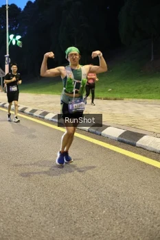 Runner Photo 4301337
