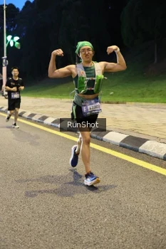 Runner Photo 4301356