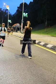 Runner Photo 4301499