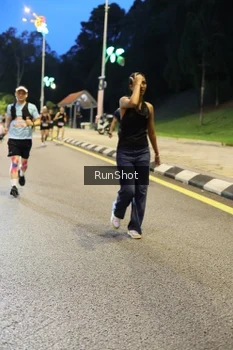 Runner Photo 4301519