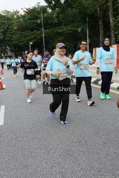 Runner Photo 4301882