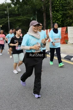 Runner Photo 4301896