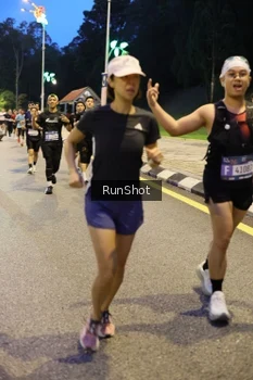 Runner Photo 4301966