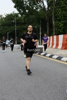 Runner Photo 4302161