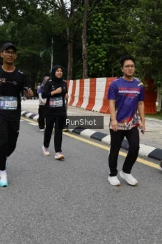 Runner Photo 4302168