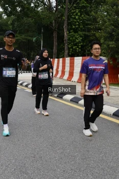 Runner Photo 4302177