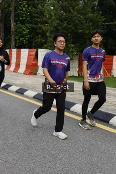 Runner Photo 4302179