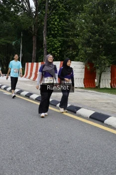 Runner Photo 4302180