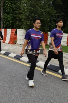 Runner Photo 4302182