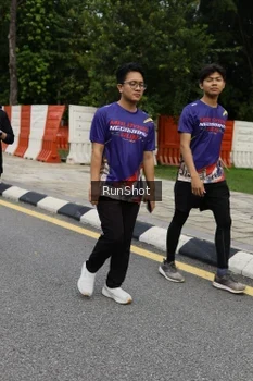 Runner Photo 4302187